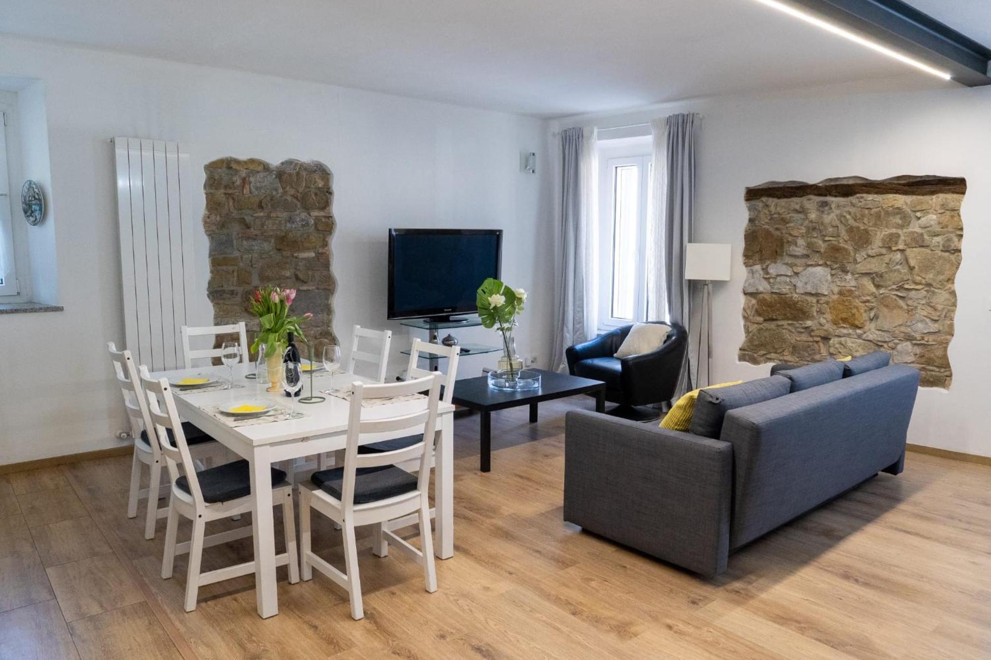 Alejlop Apartment 고리치아 외부 사진